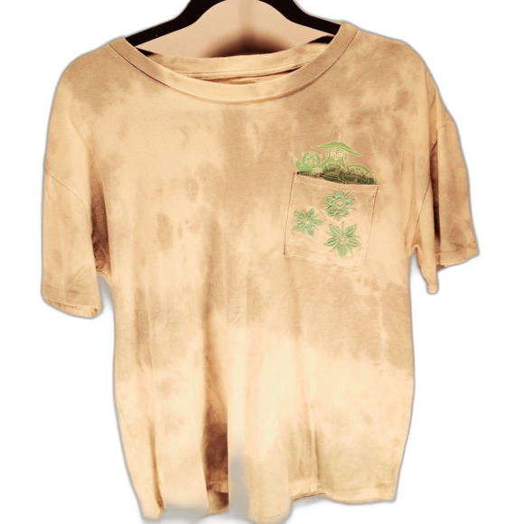 Disney & Her Universe Raya & The Last Dragon pocket t-shirt, embroidered, Med - Picture 1 of 4